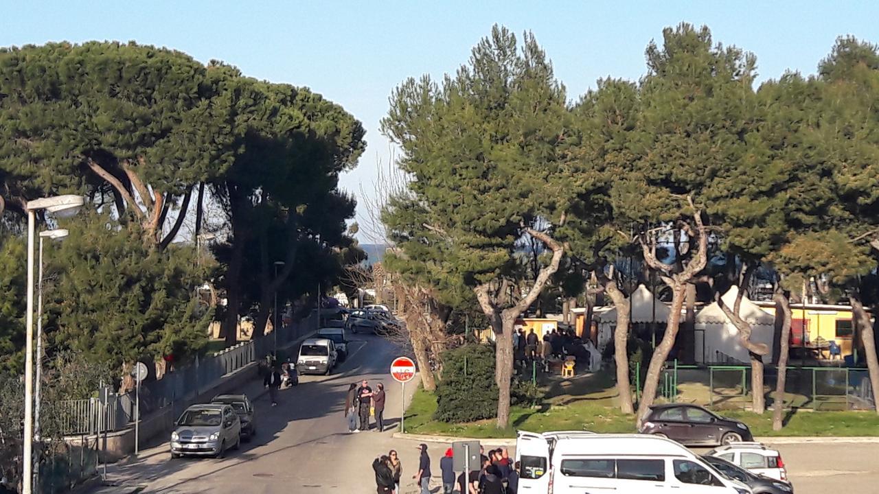 B&B Incanto Sotto Il Mare Сан-Бенедетто-дель-Тронто Екстер'єр фото